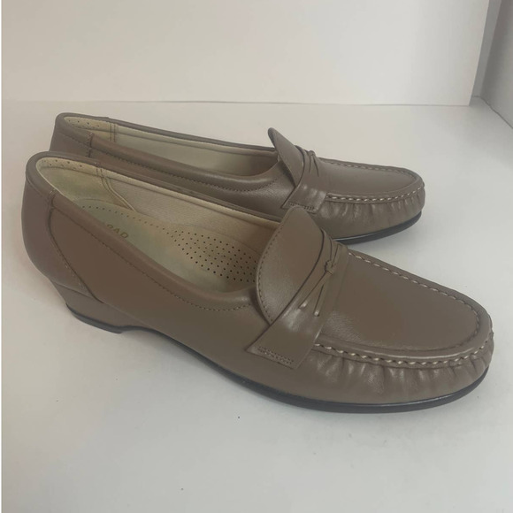SAS Easier Leather Comfort Slip On Wedge Loafer Womens SZ 8.5 NARROW - Picture 8 of 13